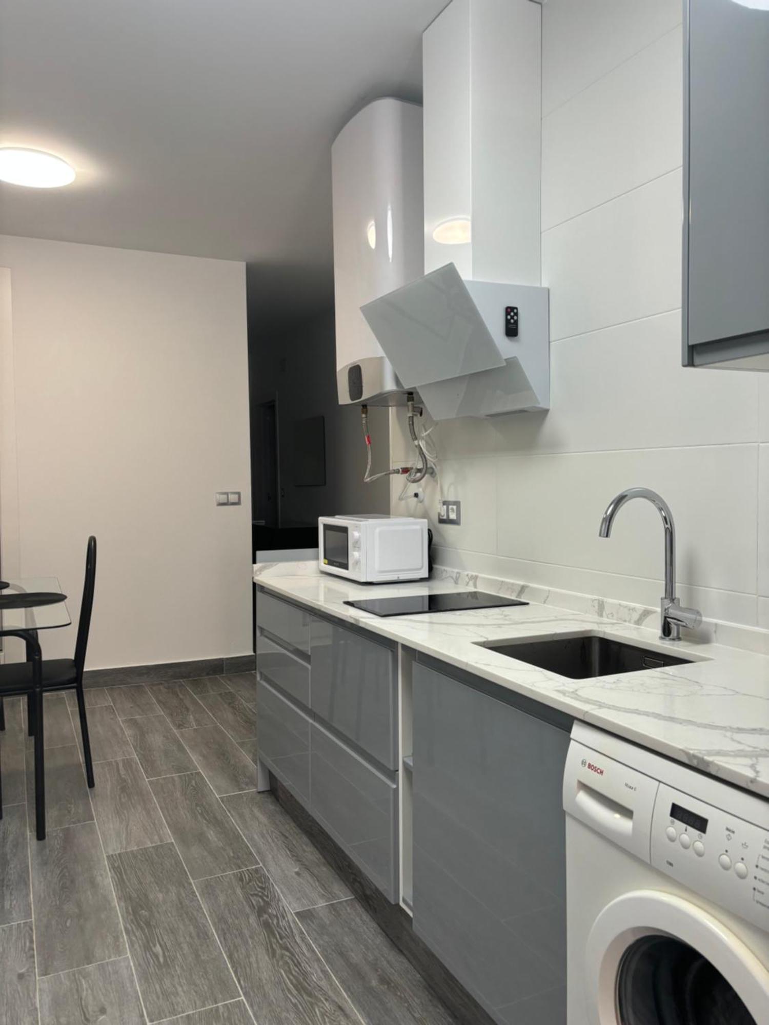 Apartamento 6 A 3 Min Caminando De La Estacion De Bus Y Tren Maria Zambrano 6 Малага Екстериор снимка